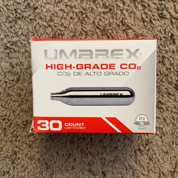 umarex Other - Umarex - 12g CO2 Cylinders (30 pk)